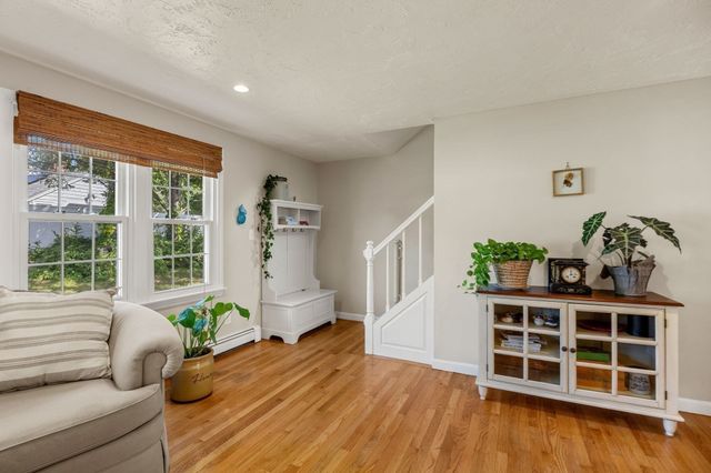 3 Wellfield Rd, Sandwich, MA 02644