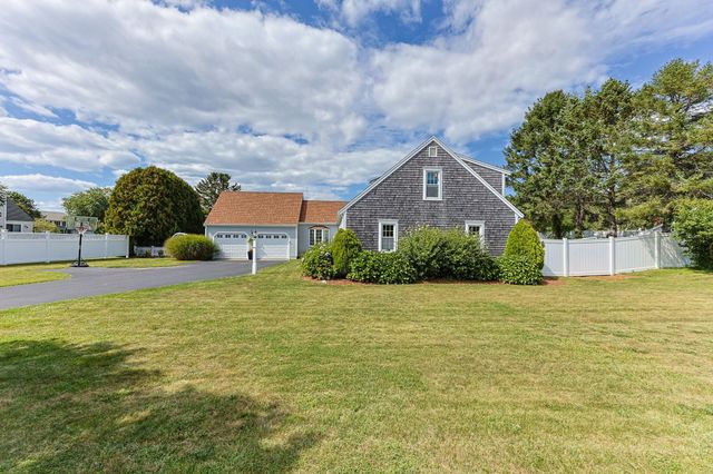 3 Wellfield Rd, Sandwich, MA 02644