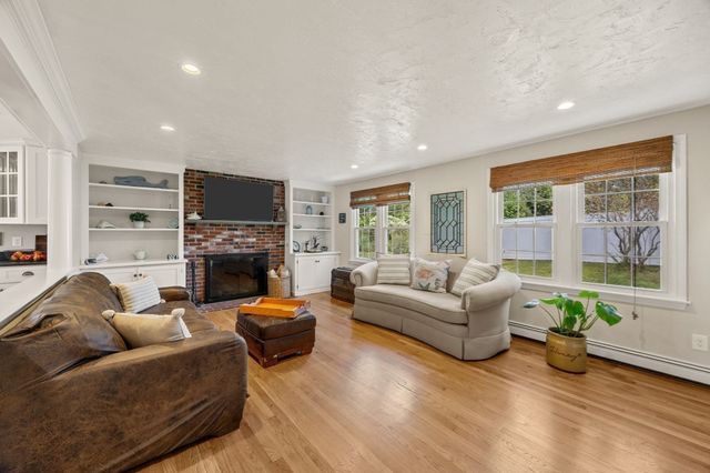 3 Wellfield Rd, Sandwich, MA 02644