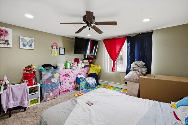 5 Wheeler Court, Deer Park, NY 11729