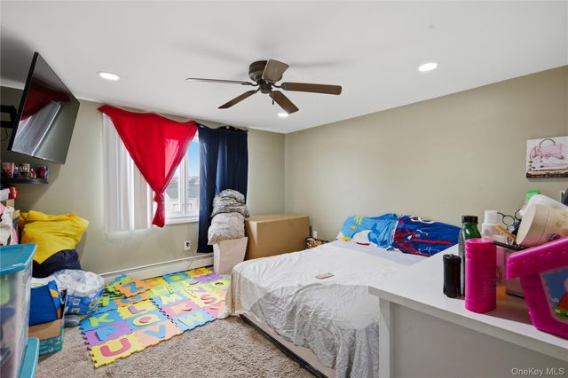 5 Wheeler Court, Deer Park, NY 11729