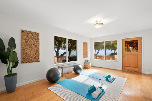 15060 Montebello Road, Cupertino, CA 95014