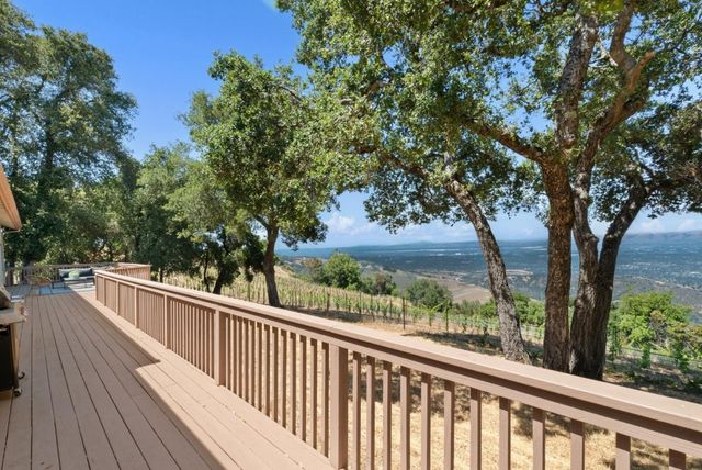 15060 Montebello Road, Cupertino, CA 95014