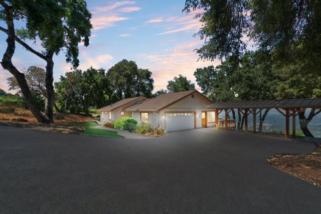 15060 Montebello Road, Cupertino, CA 95014