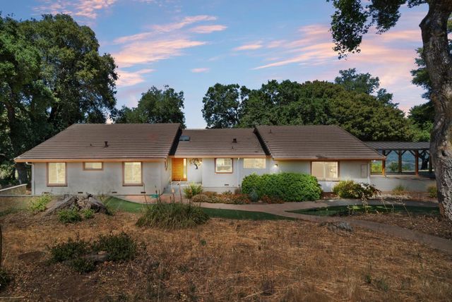 15060 Montebello Road, Cupertino, CA 95014