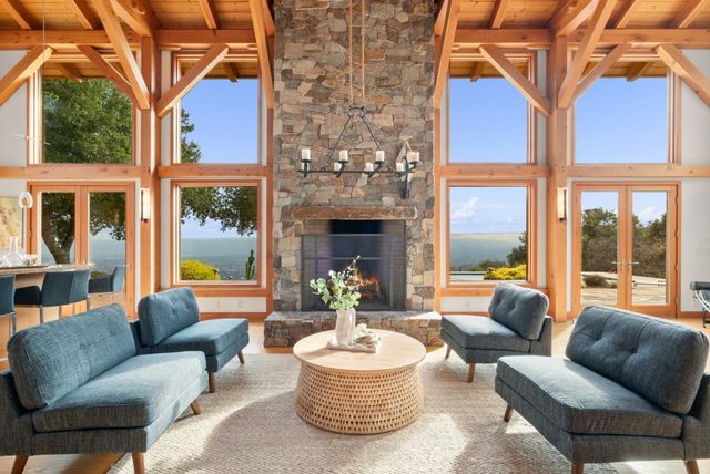 15060 Montebello Road, Cupertino, CA 95014