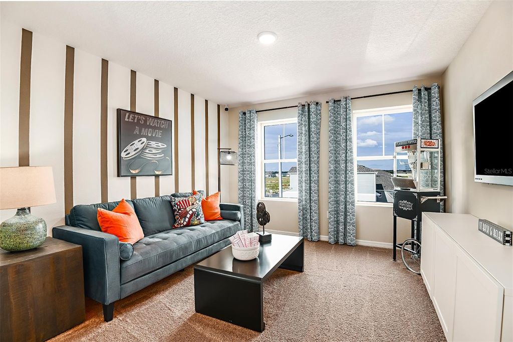 Image 13 of property listing at 1095 FORESHORE LANE, Haines City, FL 33844