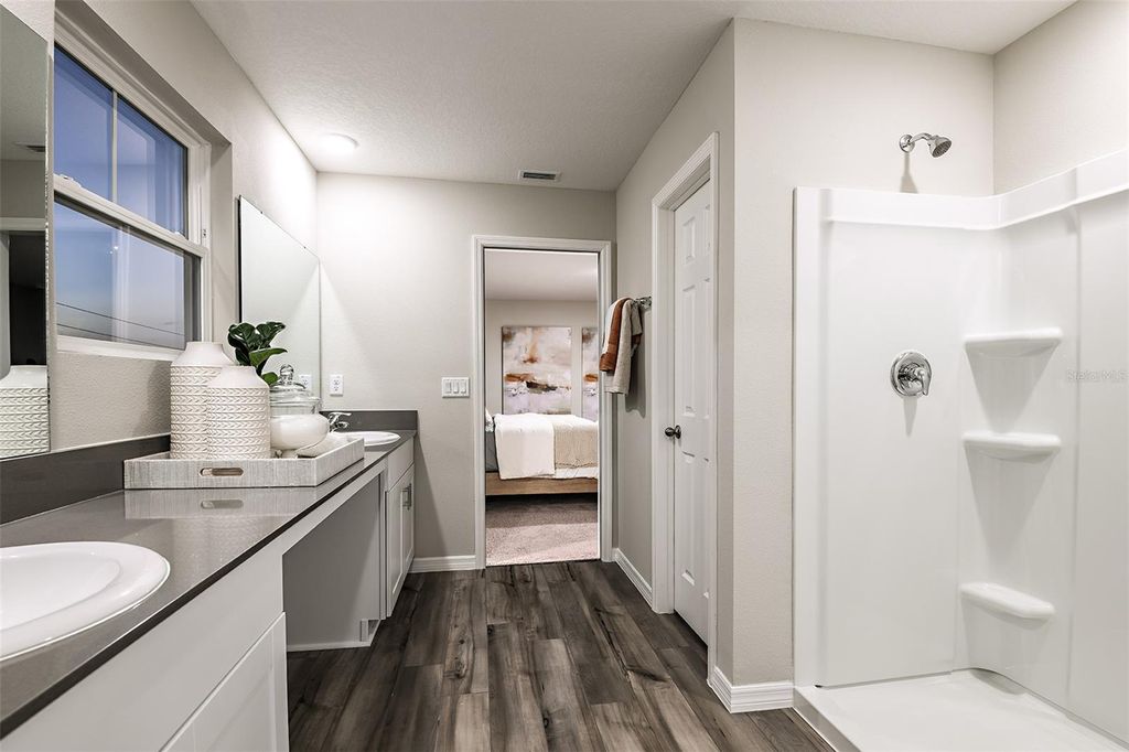 Image 17 of property listing at 1095 FORESHORE LANE, Haines City, FL 33844