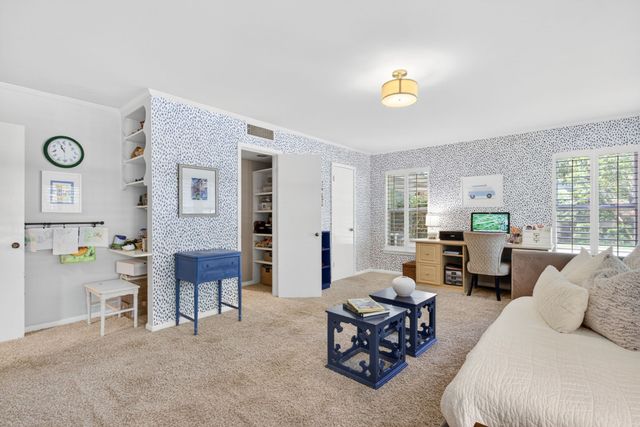 3712 Fox Hollow Street, Fort Worth, TX 76109
