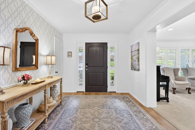 3712 Fox Hollow Street, Fort Worth, TX 76109