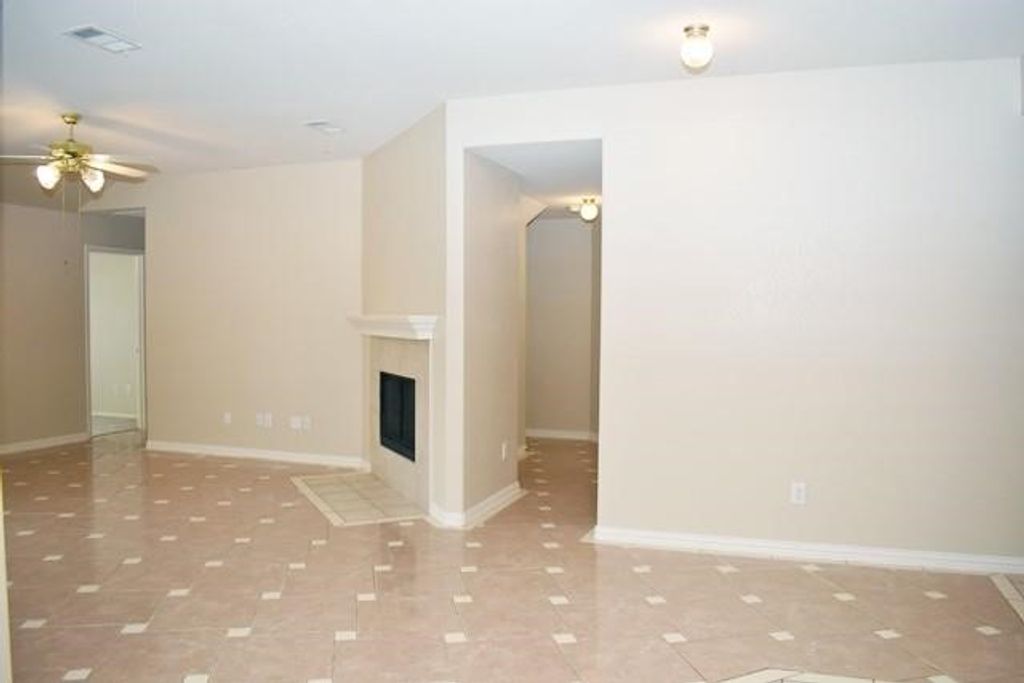 10332 Bear Creek Trail, Fort Worth, TX 76244 — photo 5