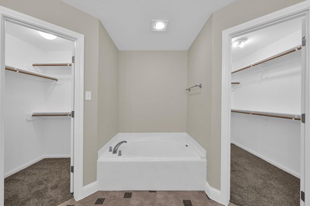 22811 Meadowsweet Drive, Magnolia, TX 77355