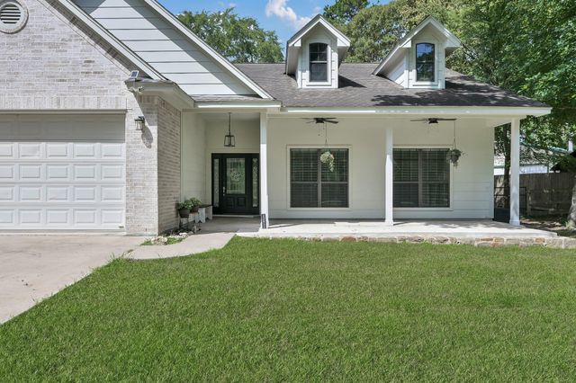 22811 Meadowsweet Drive, Magnolia, TX 77355
