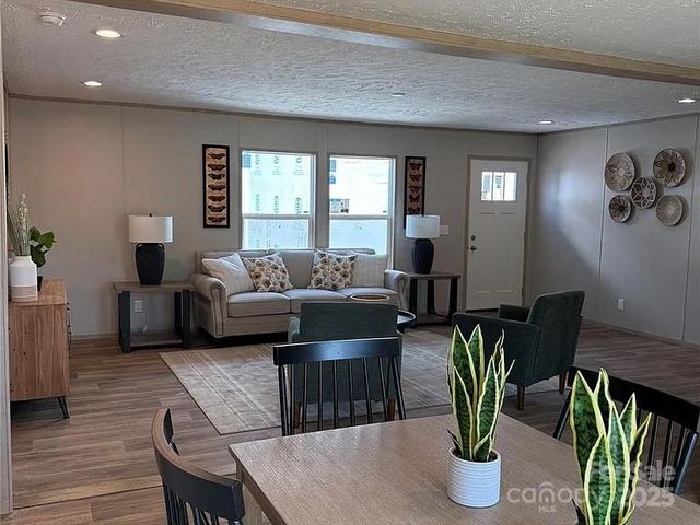 3 Mulberry Street, Forest City, NC 28043