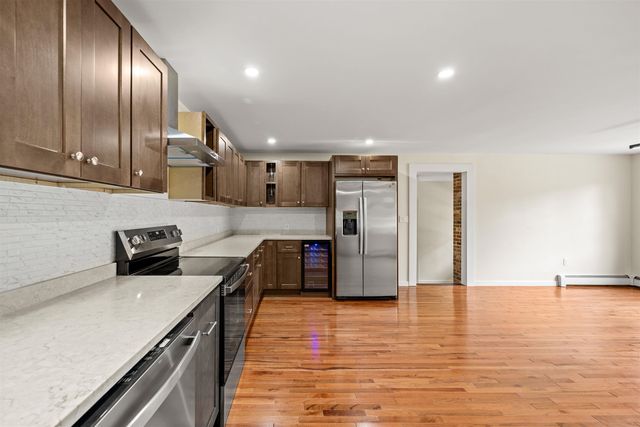 6 Colonial Drive, Gilford, NH 03249