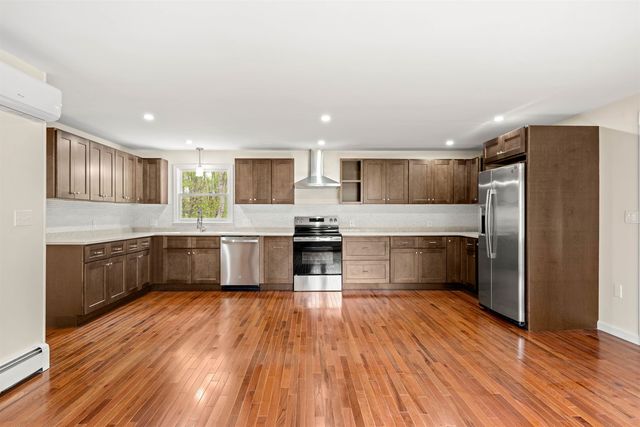 6 Colonial Drive, Gilford, NH 03249
