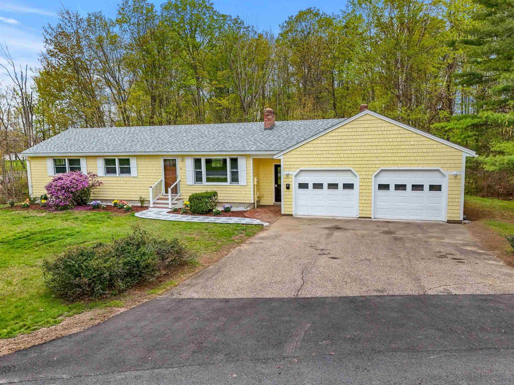 6 Colonial Drive, Gilford, NH 03249