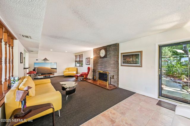 2778 HOLLY POINT Road W, Orange Park, FL 32073