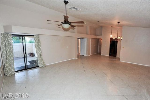 5228 Crooked River Circle, Las Vegas, NV 89149