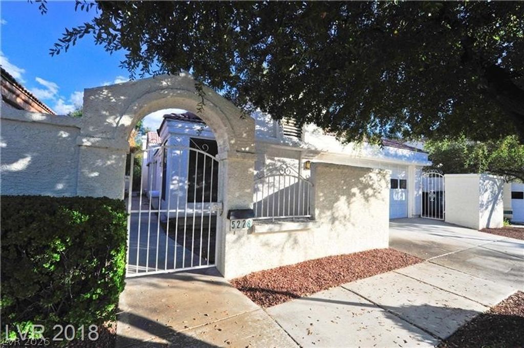 5228 Crooked River Circle, Las Vegas, NV 89149