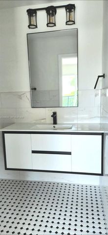2109 NE 122nd Street 2109, North Miami, FL 33181