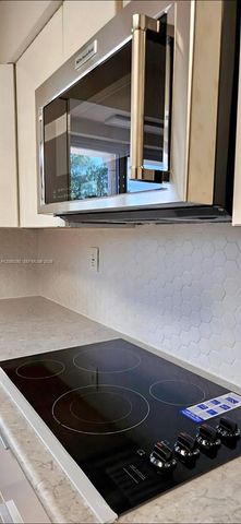 2109 NE 122nd Street 2109, North Miami, FL 33181