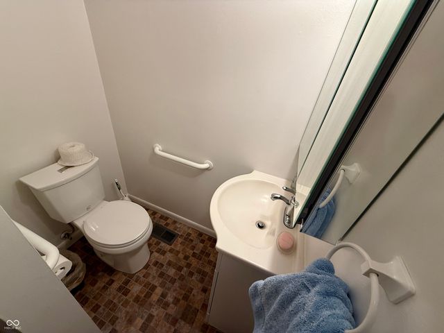 8115 E 13th Street, Indianapolis, IN 46219