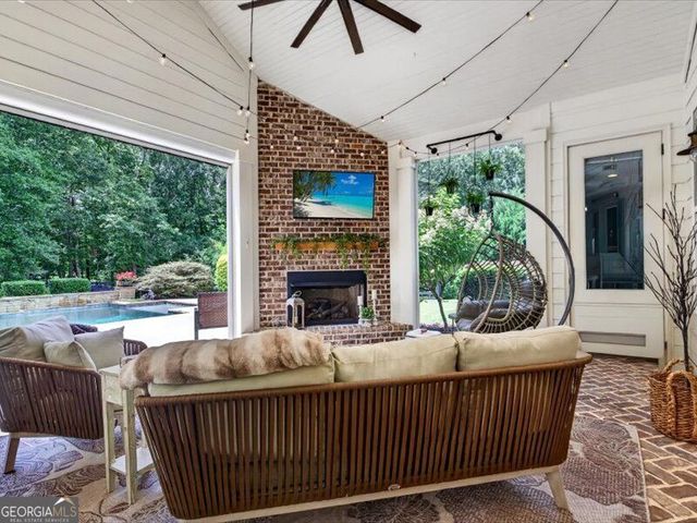 38 Mattox Road, Newnan, GA 30263