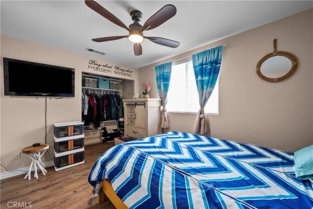 14552 Foothill, Sylmar, CA 91342