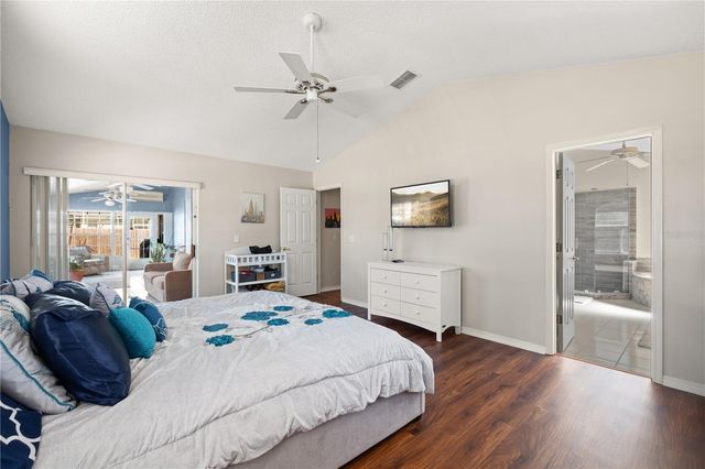 1125 CROWN ISLE CIRCLE, Apopka, FL 32712