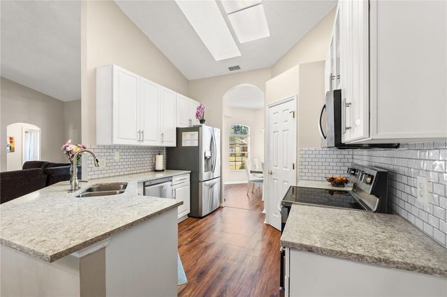 1125 CROWN ISLE CIRCLE, Apopka, FL 32712