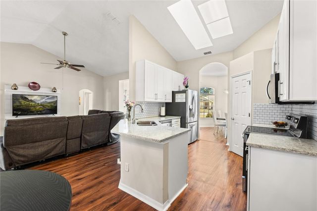 1125 CROWN ISLE CIRCLE, Apopka, FL 32712