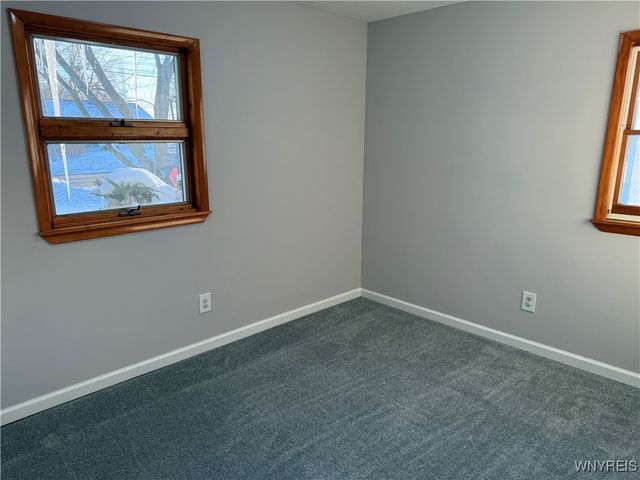 4320 Isherwood Drive, Niagara, NY 14305