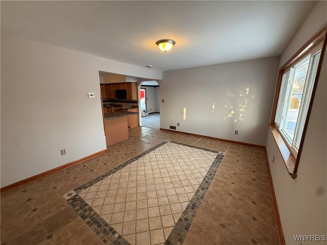 4320 Isherwood Drive, Niagara, NY 14305