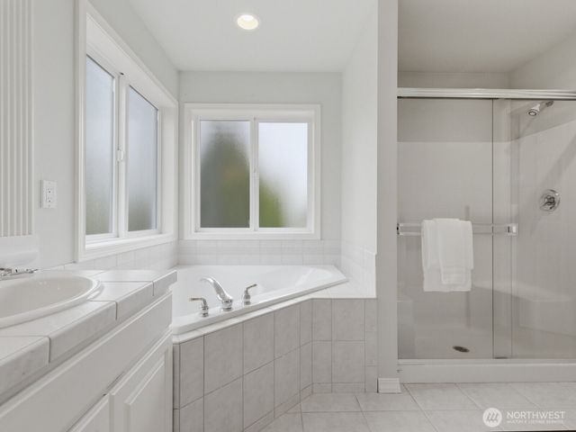 3501 166 Street SW, Lynnwood, WA 98037