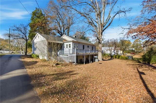 620 Washington Street, Clarkesville, GA 30523