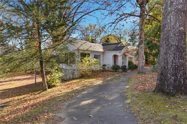 620 Washington Street, Clarkesville, GA 30523