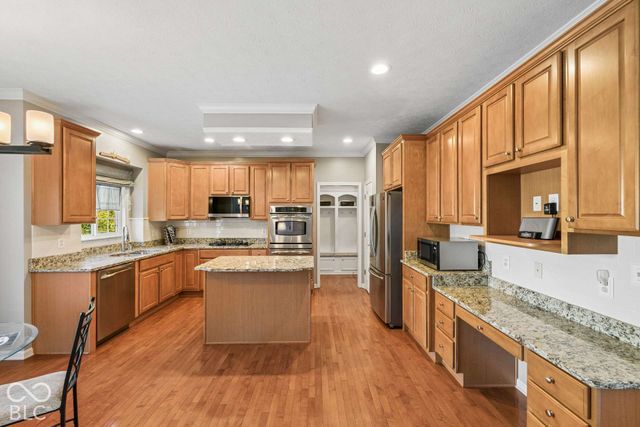12472 Cirrus Drive, Fishers, IN 46037