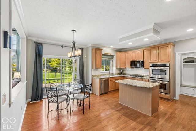12472 Cirrus Drive, Fishers, IN 46037