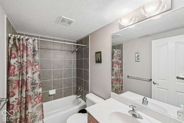 12472 Cirrus Drive, Fishers, IN 46037
