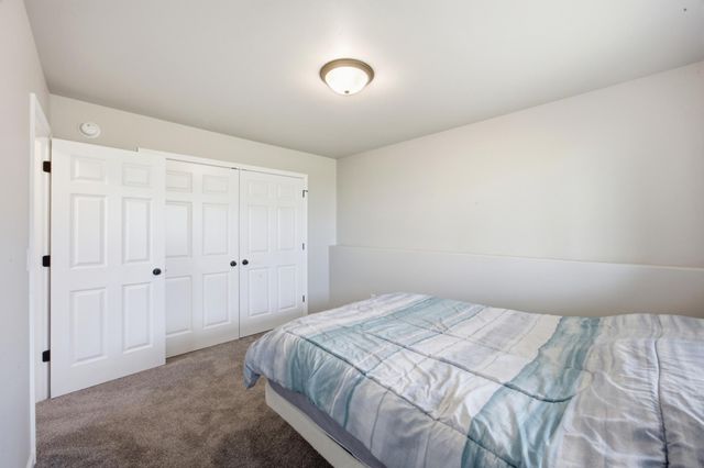 6717 71st Avenue S, Horace, ND 58047