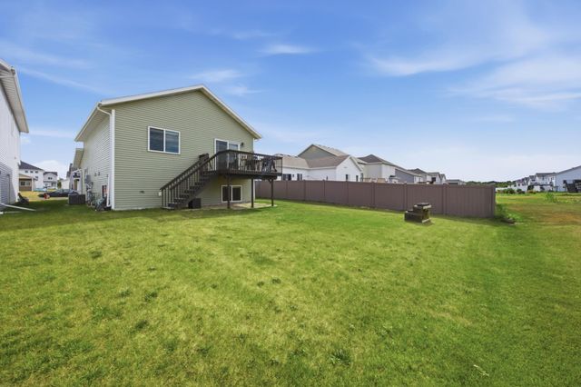 6717 71st Avenue S, Horace, ND 58047