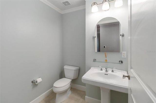 100 S EOLA DRIVE 914, Orlando, FL 32801