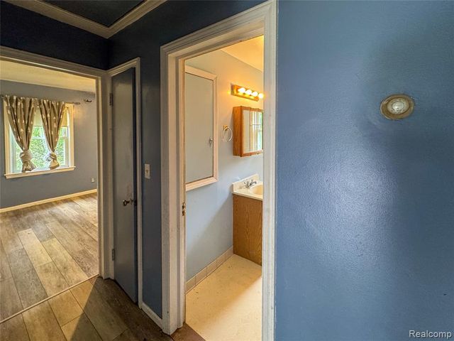 921 Venoy, Garden City, MI 48135