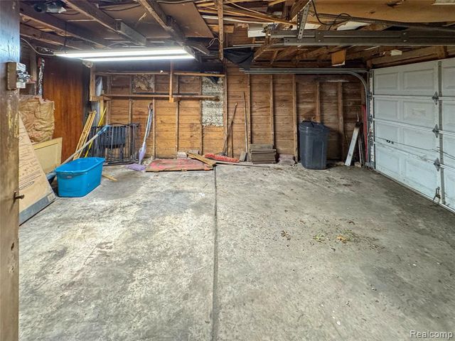 921 Venoy, Garden City, MI 48135