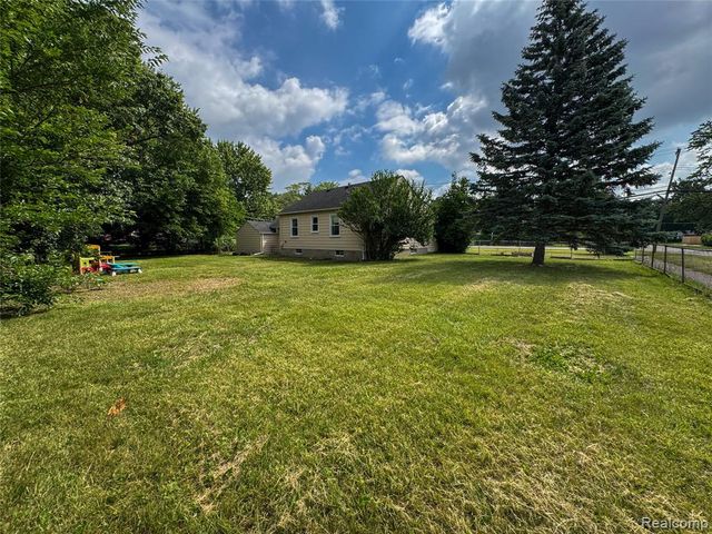 921 Venoy, Garden City, MI 48135