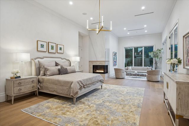 11607 Shady Grove Lane, Houston, TX 77024