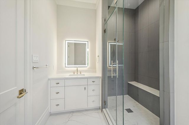 11607 Shady Grove Lane, Houston, TX 77024