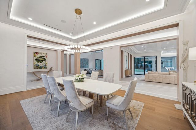 11607 Shady Grove Lane, Houston, TX 77024