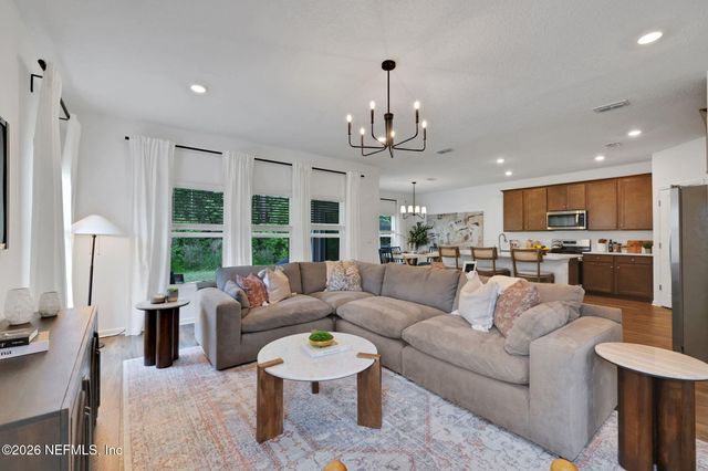 5700 LAGOON CRUISE Way, Jacksonville, FL 32234